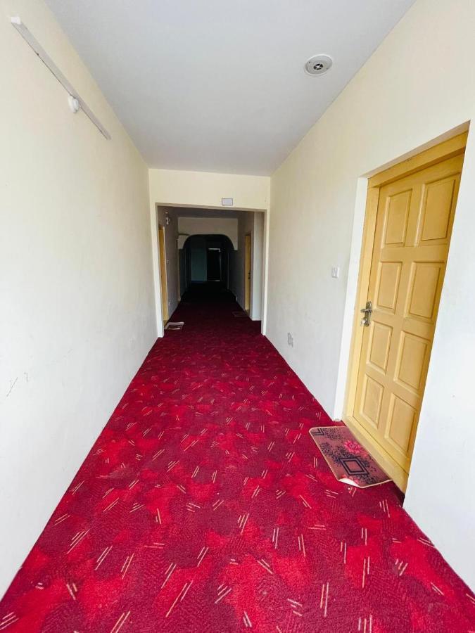 Laal Haveli Hotel Skardu Bagian luar foto