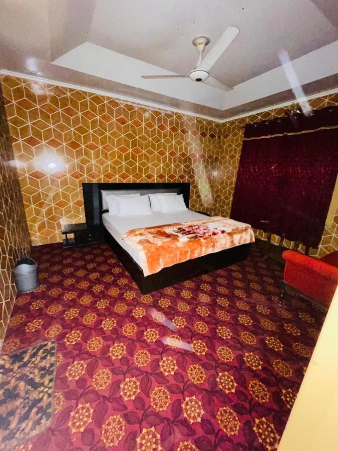 Laal Haveli Hotel Skardu Bagian luar foto